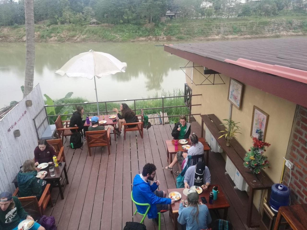 Mao Phasok Riverside Guesthouse Luang Prabang Exterior foto