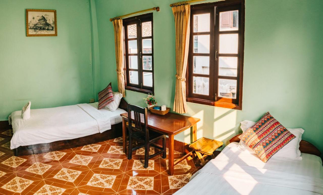 Mao Phasok Riverside Guesthouse Luang Prabang Exterior foto